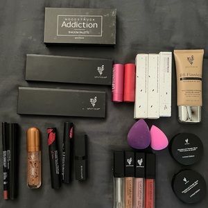 Younique make up bundle